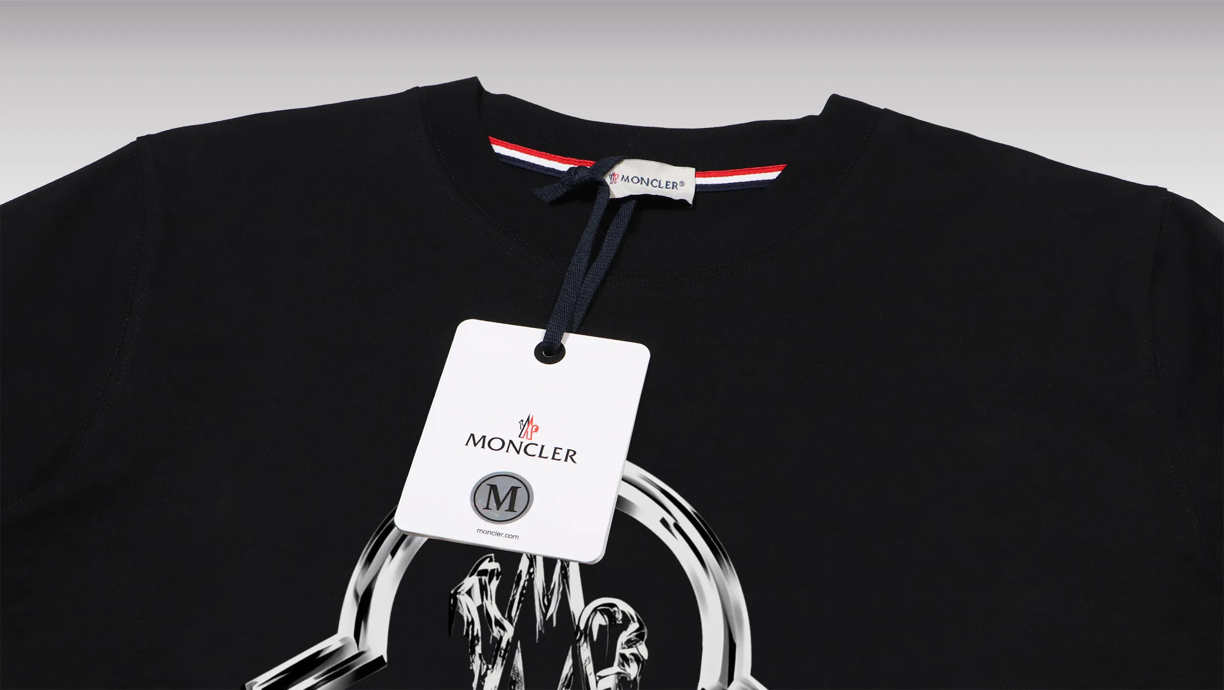 《Moncler~ 》2024New Arrival Quality T , Versatile Quality ！ ‼ 32 250G ‼ ， ， ， ， T 🤪 Sizes：S-M-L-XL-2XL ：Black，White， Same Style